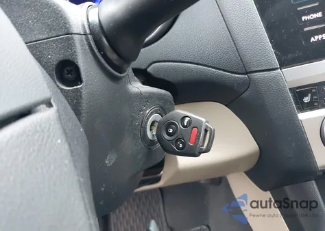 2015 Subaru Outback 2.5I Limited z USA, uszkodzony, nr VIN 4S4BSAJC4F3362949